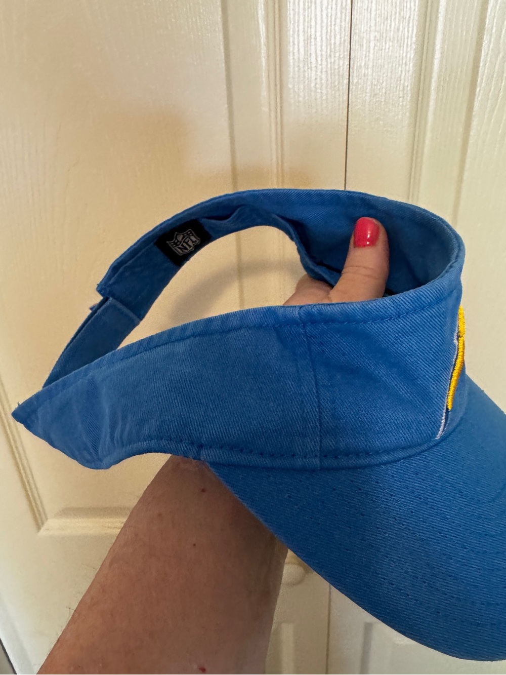 47 Brand Los Angeles Chargers Blue and Yellow Visor - Picture 6 of 7
